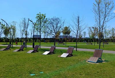 Apartament cu 3 camere, 2 balcoane, imobil premium langa parc,Sector 4 - 13