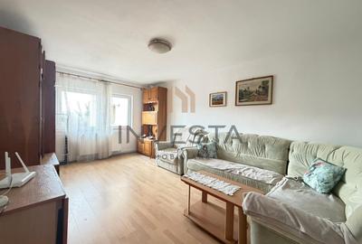 Apartament cu 4 camere decomandat, mobilat în Zorilor