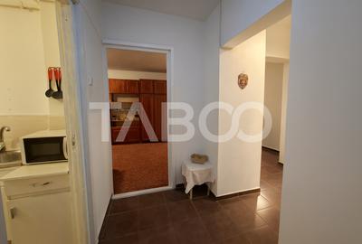 Apartament etaj 1 de vanzare 3 camere 2 bai balcon pivnita Cisnadie - 12