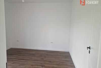 Duplex de vanzare cu 3 camere - zona Mosnita Noua - 8