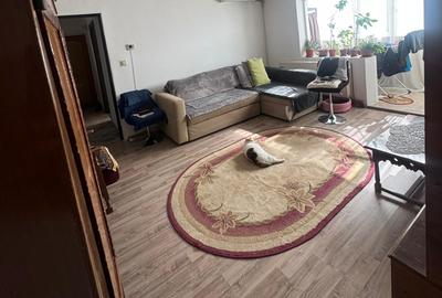 Vand apartament 2 camere, Prundu, Pitesti, semidecomandat, etaj 4 - 2