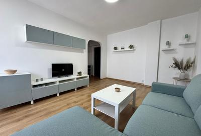 INCHIRIERE APARTAMENT 2 CAMERE,  B-DUL I.C.BRATIANU/PIATA UNIRII - 1