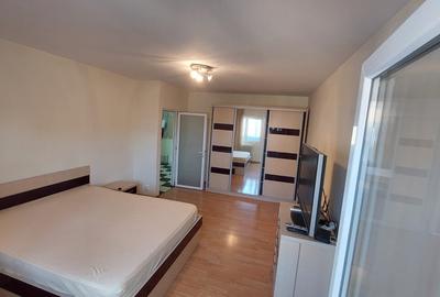Nerva Traian, garsoniera, 40mp, curata, renovata, 10 min metrou Timpuri Noi - 1