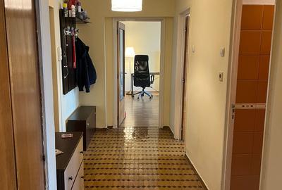 Apartament 2 Camere,Unirii, Metrou,bl.1996,DECOMANDAT,Amenajat,3 balcoane - 25