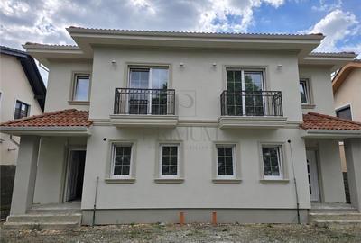 Duplex cu 4 camere în Moșnița Veche