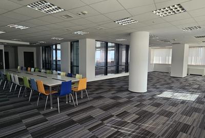 Birou, de 471.05 mp, în Băneasa