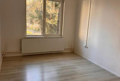 Cladire birouri / spatiu comercial - 584 mp  - Comision ZERO - 13