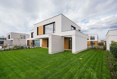 Vila 6 camere in Amber Forest - 1