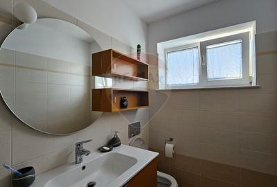 Casă / Vilă de lux cu 8 camere de vânzare in Obcini, Suceava - 47