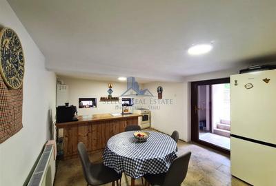 Casa rustica \ deosebita \ Marginimea Sibiului \ Fantanele - 11