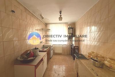 Apartament 3 camere de vânzare – Cartier Precista / Parter - 3