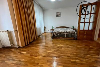 Garsonieră decomandată, mobilată în Unirii