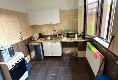Vila de închiriat | Vitan | 7 Camere | Centrala | Curte Proprie - 4