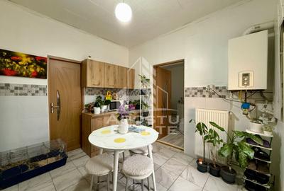 Apartament cu 2 camere si curte de vanzare in Complexul Studentesc - 9
