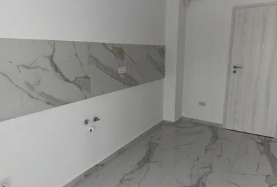 Apartament cu 3 camere decomandat în Berceni