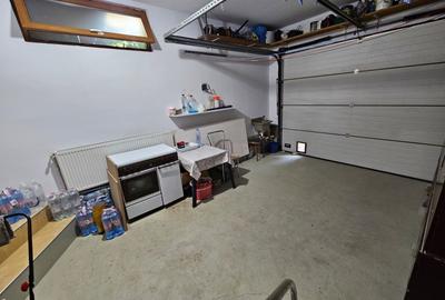 Casa cu piscina - Chiajna (6 dormitoare - 6 bai - 2 livinguri) - 10