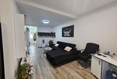 Duplex pe parter, între Moșnița Nouă și Urseni, cu 2 băi, 2 terase, comision 0% - 3
