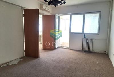 Apartament cu 4 camere decomandat în Bucur Obor