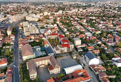 Apartament cu 2 camere decomandat în Ultracentral