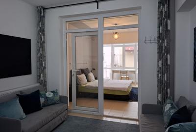 Apartament cu 2 camere semidecomandat în 1 Mai