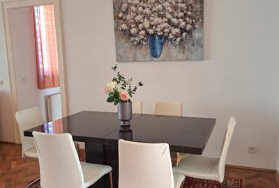 Apartament  in  vila , cu ANEXA pt diverse activitati