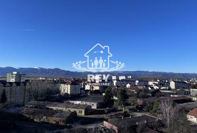 Apartament 2 camere,bloc cu lift, Str. Oștirii/Mihai Viteazul/N.Iorga - 25