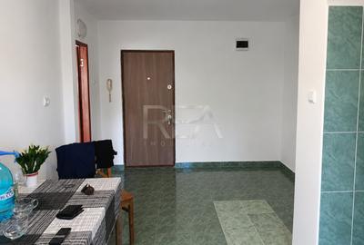 2 camere Barbu Văcărescu decomandat, et. 4, an 1992, 60 mp - 4