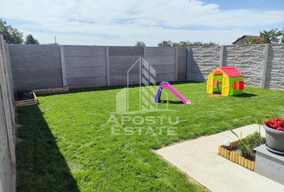 Duplex cu 3 camere în Bucovăț (Remetea Mare)