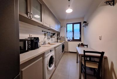 Apartament cu 2 camere decomandat, mobilat în Florești