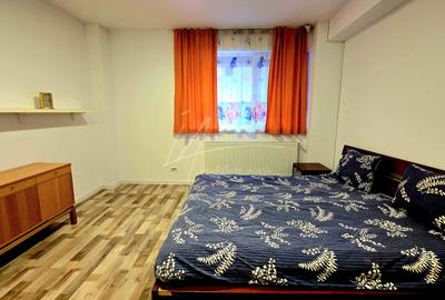 Apartament cu 5 camere si curte de 358 mp. - 44