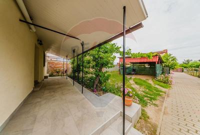 Casă  cu doua camere de închiriat în zona Parneava - 6