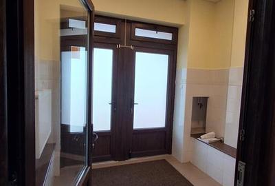 SPATIU COMERCIAL DE INCHIARIAT ZONA DE SUS ONESTI - 8