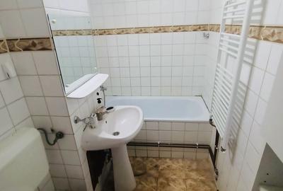 Steaua | 38 mp utili | Etaj 2 | Centrală proprie | Decomandat - 11