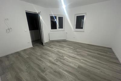 Apartament 4 camere Zona Centrala - Vlahuta - etaj 3/4 - 2