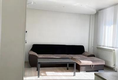 Apartament 2 Camere 13 Septembrie cu Centrala Proprie