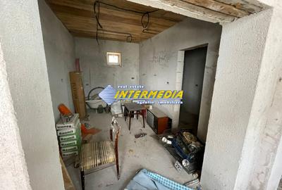 Casa de vanzare Alba Iulia zona Centru cu 5 camere  teren aferent casei 370 mp - 11