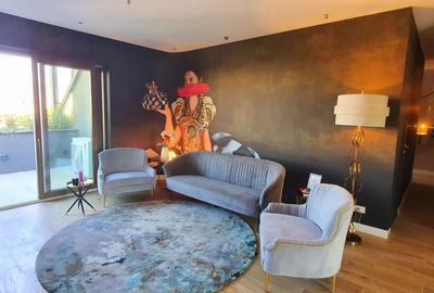 Apartament cu 4 camere, mobilat în Eminescu