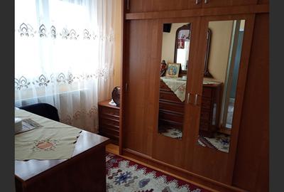 COMISION 0% - APARTAMENT 3 CAMERE - PARTER - 5
