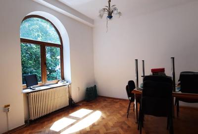 Apartament deosebit in vila,Primaverii,birouri,showroom, parter - 1