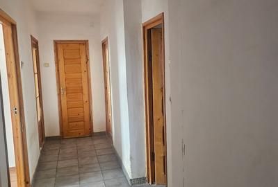 Apartament 4 camere Pacurari - 1