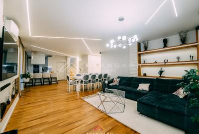 Penthouse cu 7 camere decomandat, mobilat în Bună Ziua