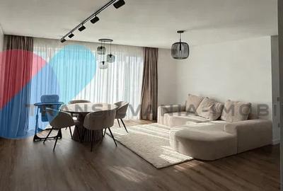 Apartament cu 3 camere semidecomandat, mobilat în Iris