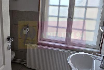Vila de vanzare  cu 13 camere in Busteni (camin pentru seniori) - 46