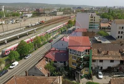 Casa pe 5 nivel-Ideala pentru Locuinta, Sediu Firma sau Investitie! - 1