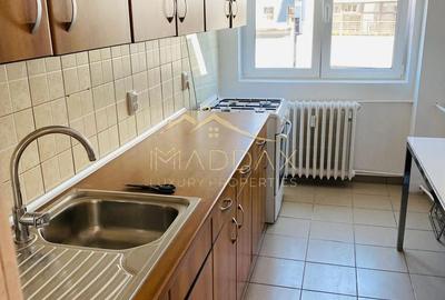 Apartament spațios cu 4 camere, vedere spectaculoasă către Palatul Parlamentului - 21