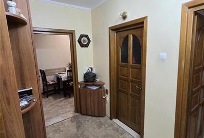 Apartament 4 Camere in Vila, Curte si Intrare Separata, Zona Andrei Saguna - 5
