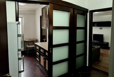 Apartament cu 2 camere, mobilat în Podu Roș