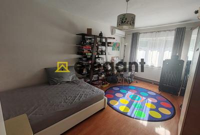 Apartament cu 2 camere decomandat, mobilat în Rovine
