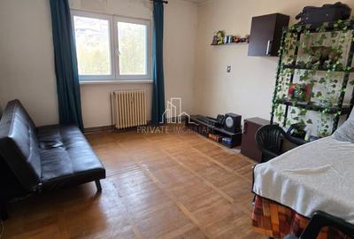 Apartament 1 Camera De Vanzare, Str Ramurele, Zona Tudor - 1