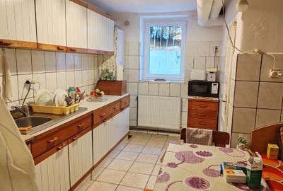 Apartament 3 camere in vila zona Central - 9